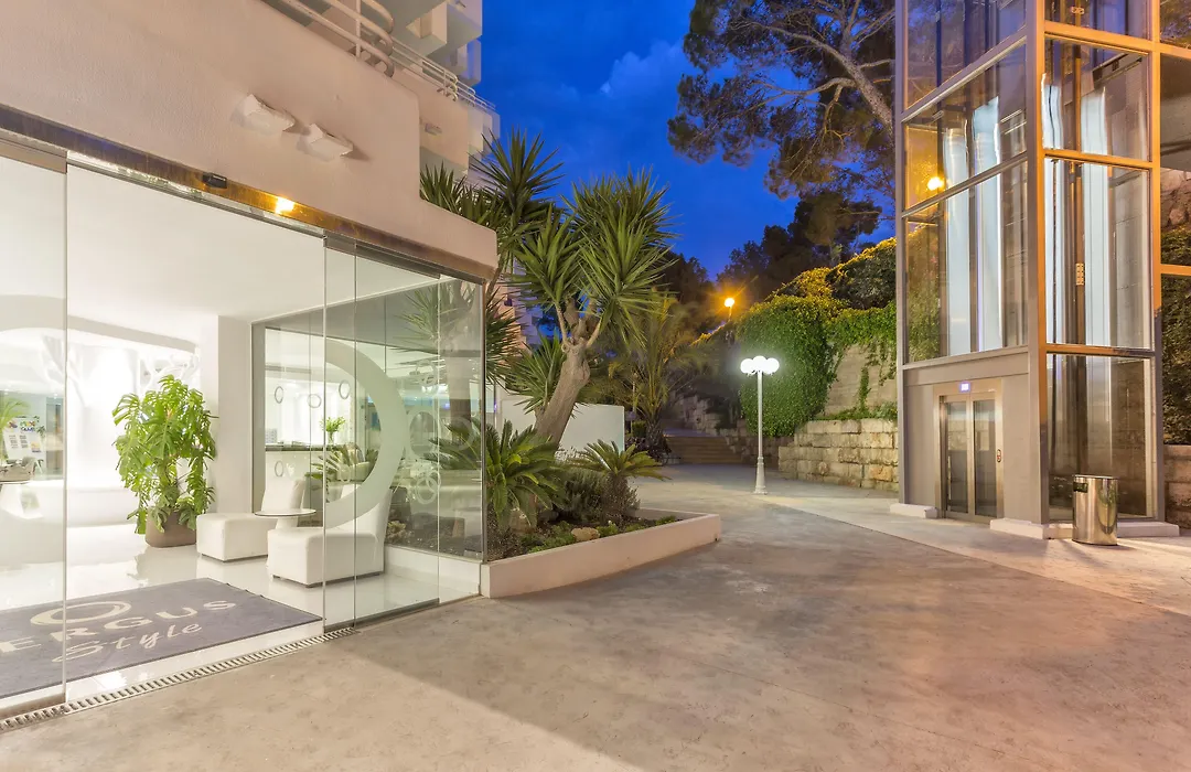 Fergus Style Cala Blanca Suites-1