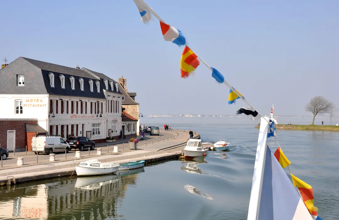 Hotel Du Port Et Des Bains-1