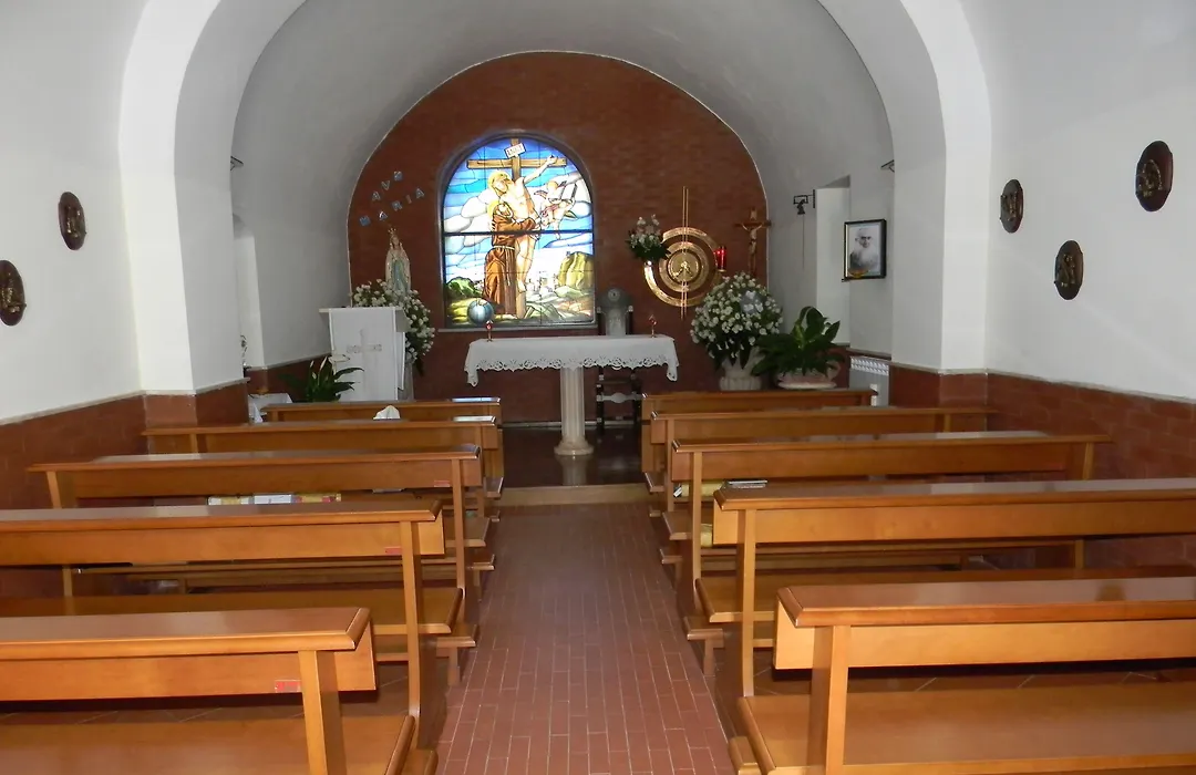 Oasi Madre Della Pace-1