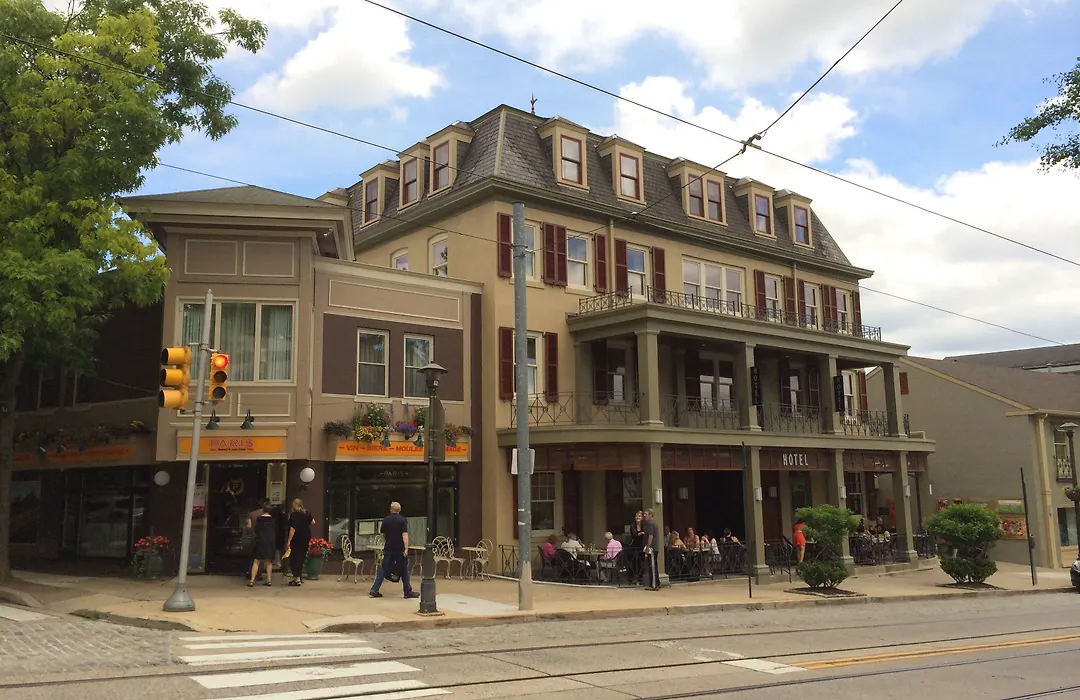 Chestnut Hill Hotel-1