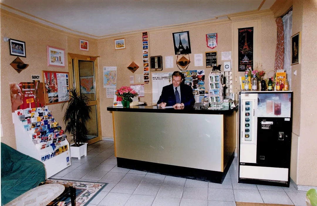 Hotel Paris Bercy-1