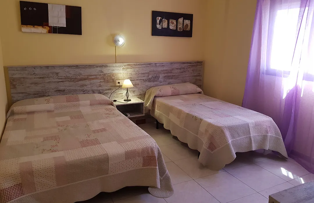 Hostal Virgen Del Rocío-1
