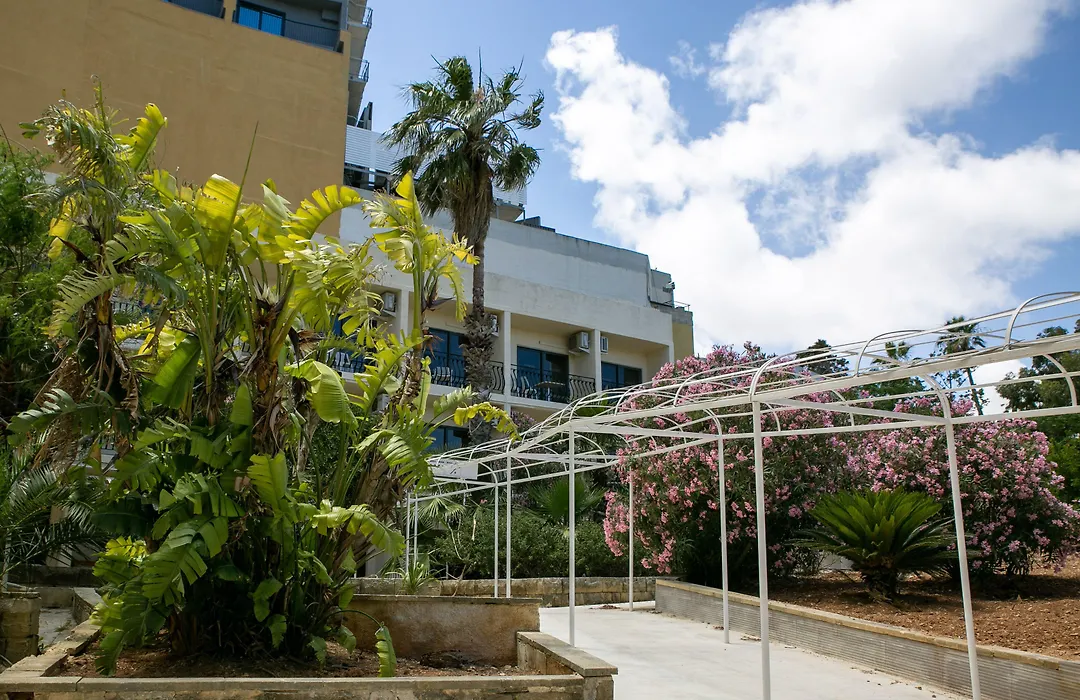 Beach Garden Hotel-1