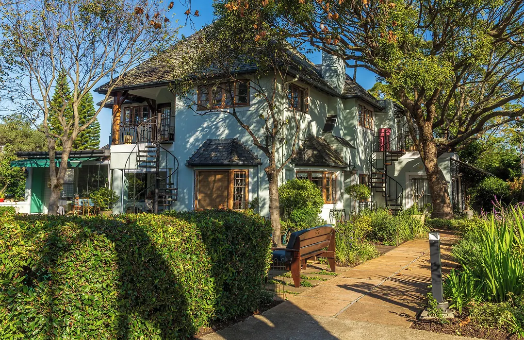 Hedge House Guest House-1