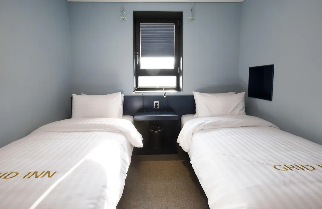 Grid Inn Hotel-1