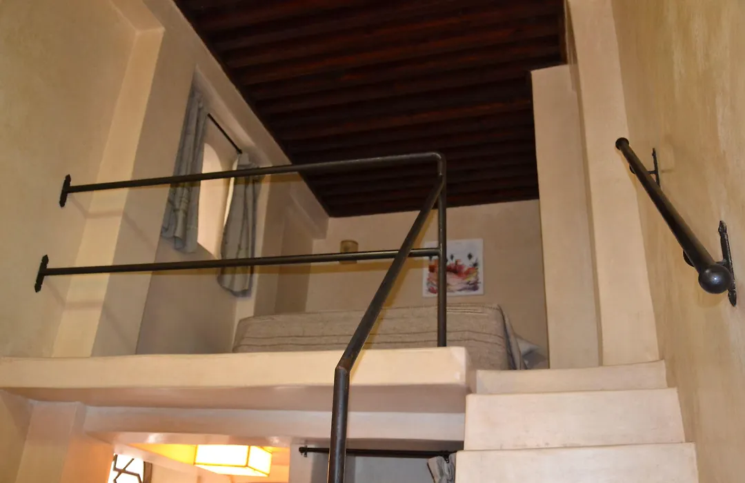 Riad Amaris-1