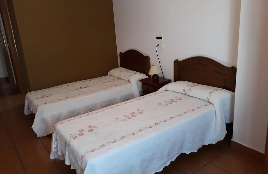 Hostal Ardoi-1