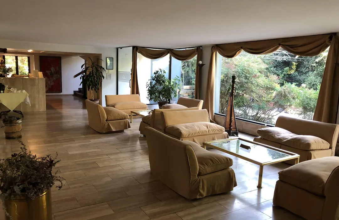 Hotel Acacias de Vitacura-1