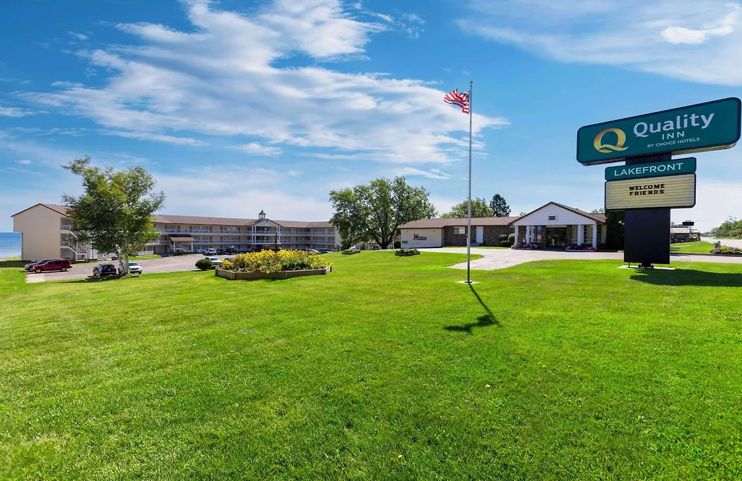 Quality Inn Lakefront-1