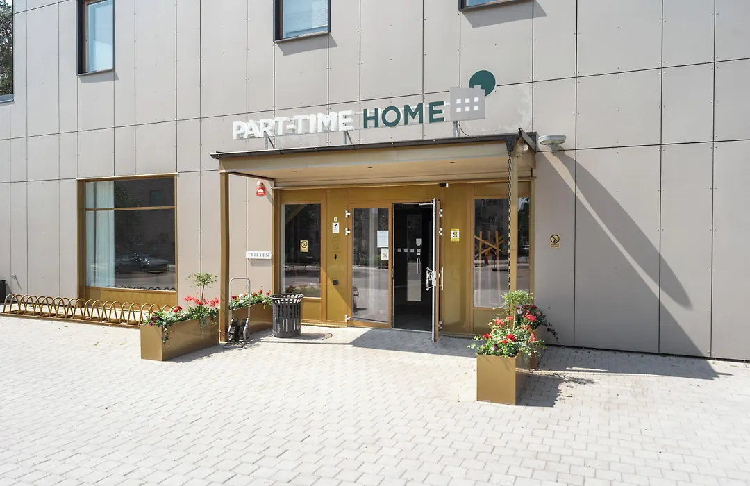 Part-Time Home Taeby-1