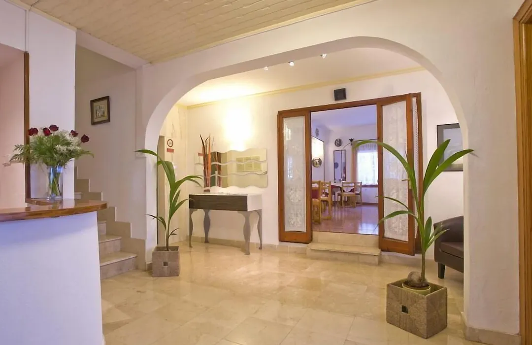 Hostal Manolita-1
