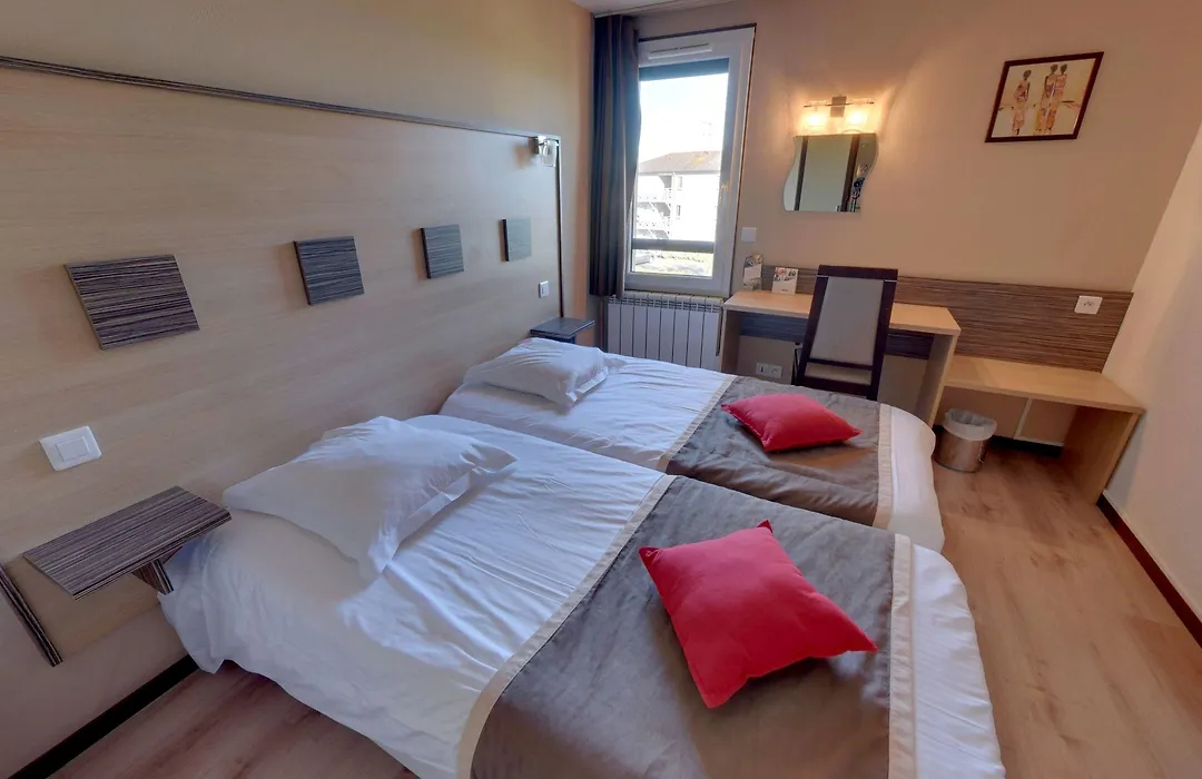 Atoll Hotel Logis Angers, Beaucouzé-1