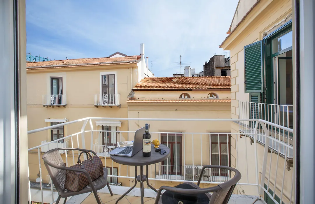 Yourhome - Lidia Rooms & Suites-1