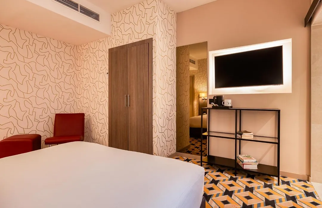Alma Grand Place Hotel-1