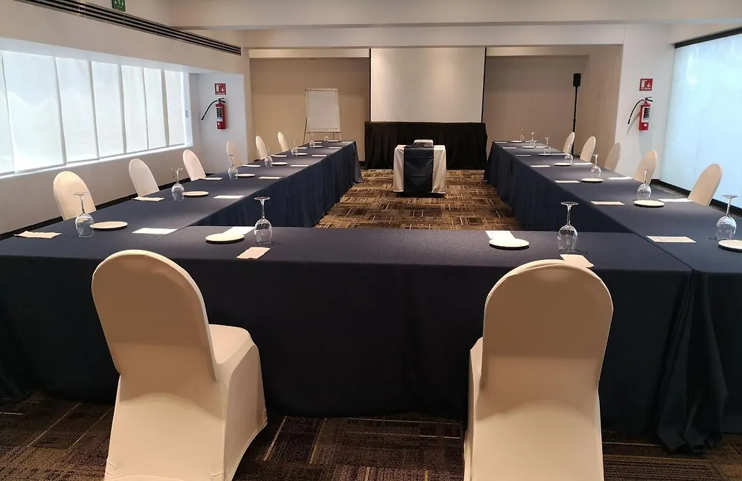 Holiday Inn Mexico Dali Airport By Ihg-1