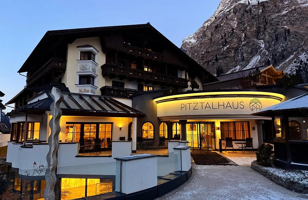 Tieflehner Hof Pitztalhaus Hotel-1