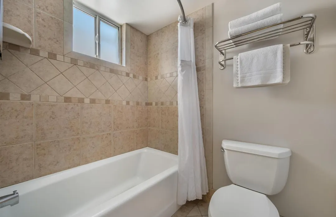 Best Western Plus King'S Inn And Suites-1