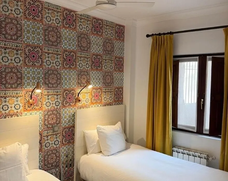 Cuatro Caminos Rooms-1