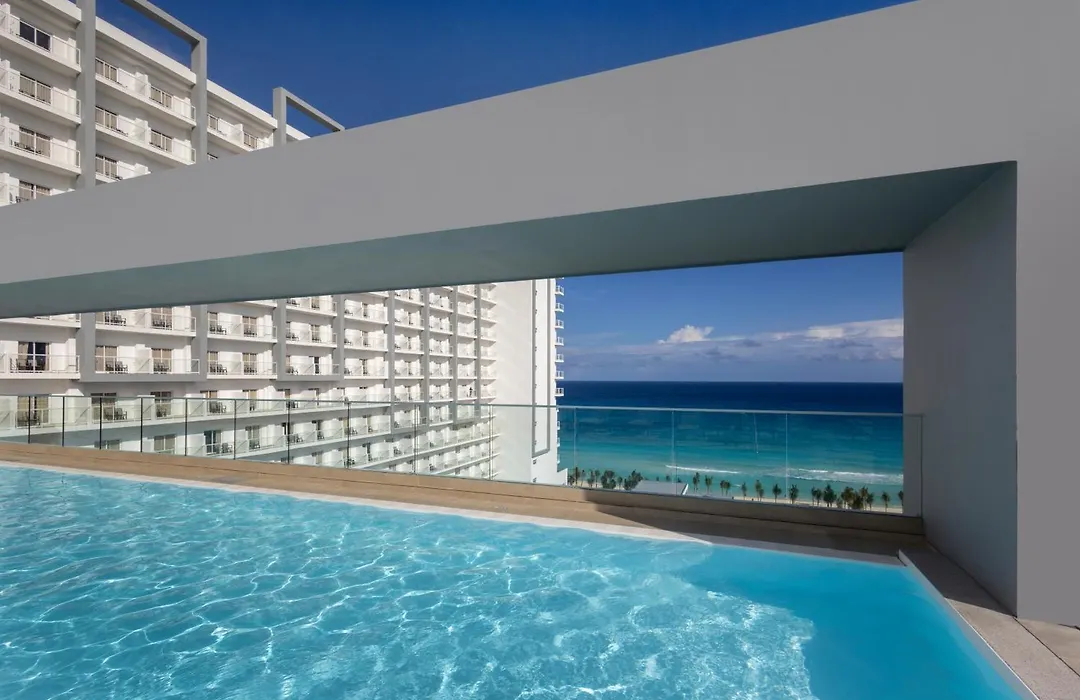 Riu Ventura-1