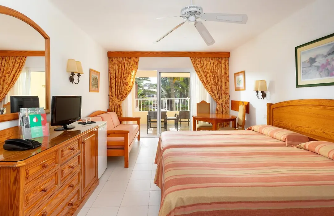 Hotel Riu Oliva Beach Resort-1