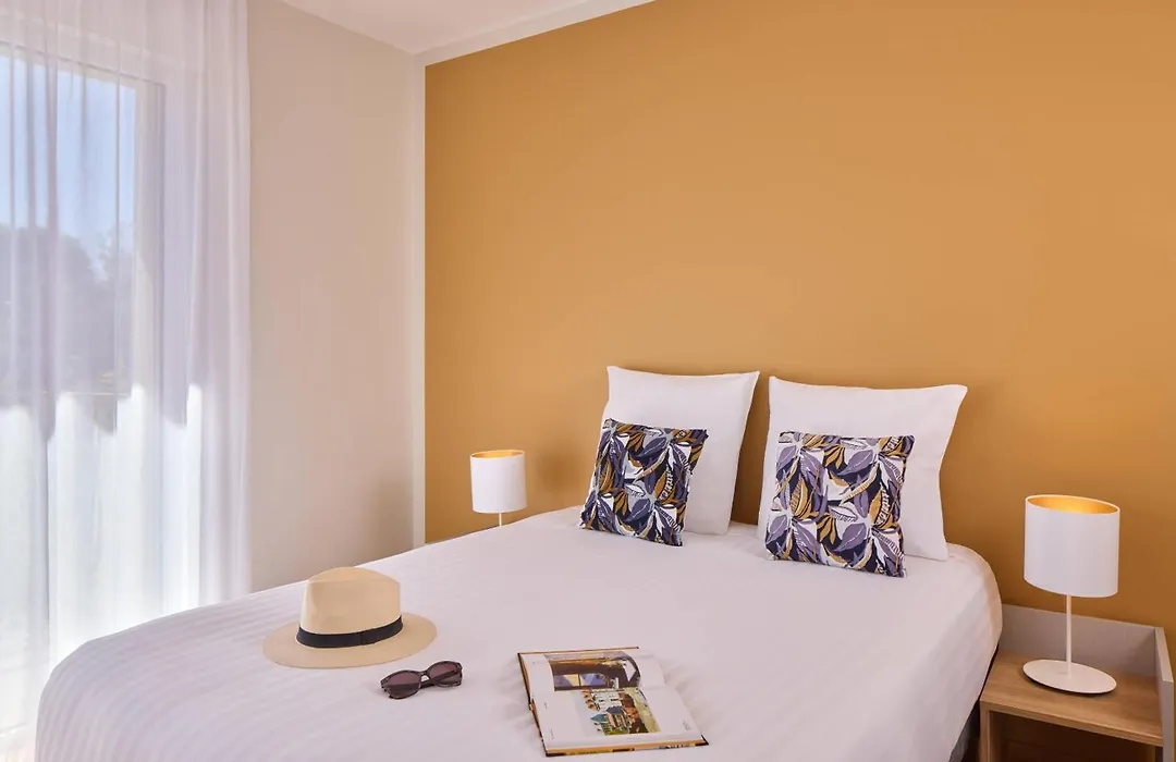 Quality Suites Saint-Paul-lès-Dax-1