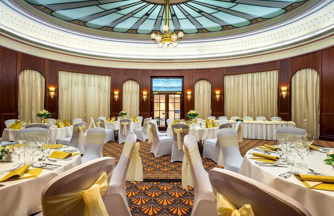 Radisson Blu Carlton Hotel, Bratislava-1