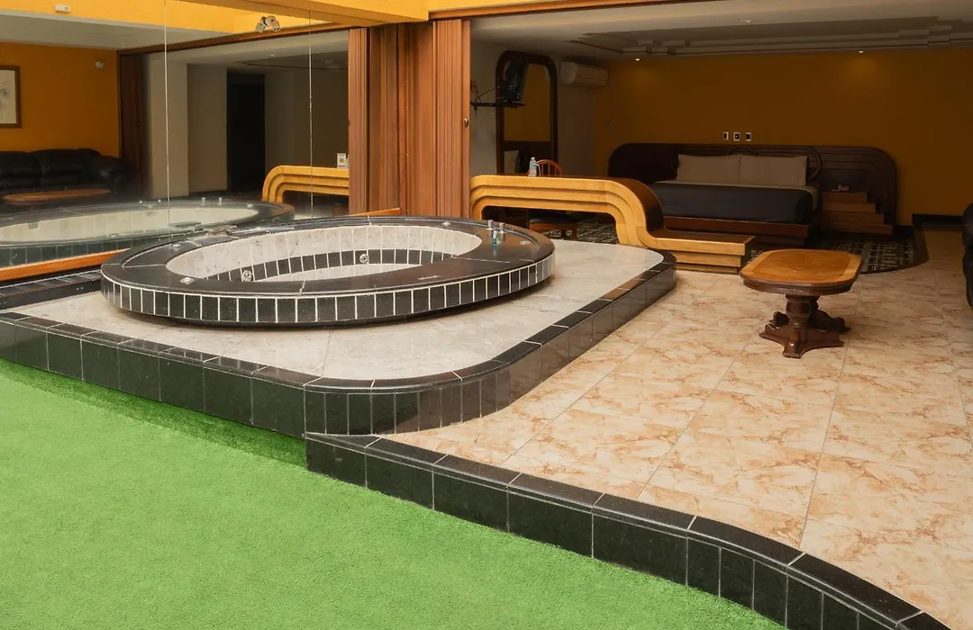 Hotel Escala Siglo XXI-1