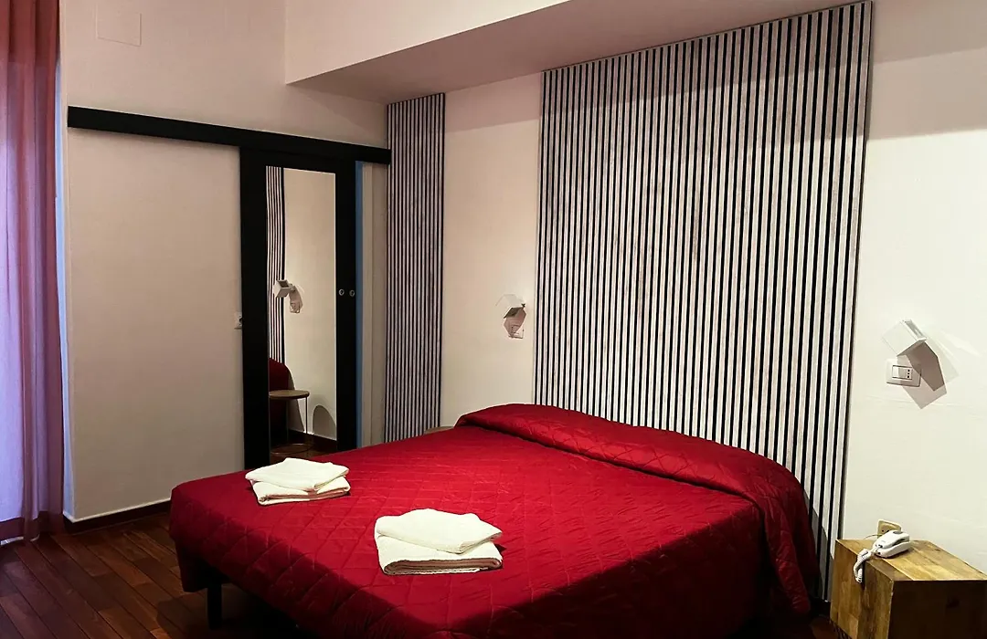 Hotel Senior-1