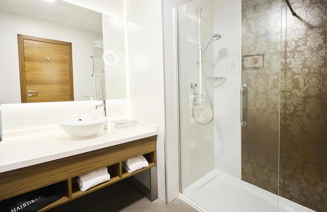 Hilton Garden Inn Sevilla-1