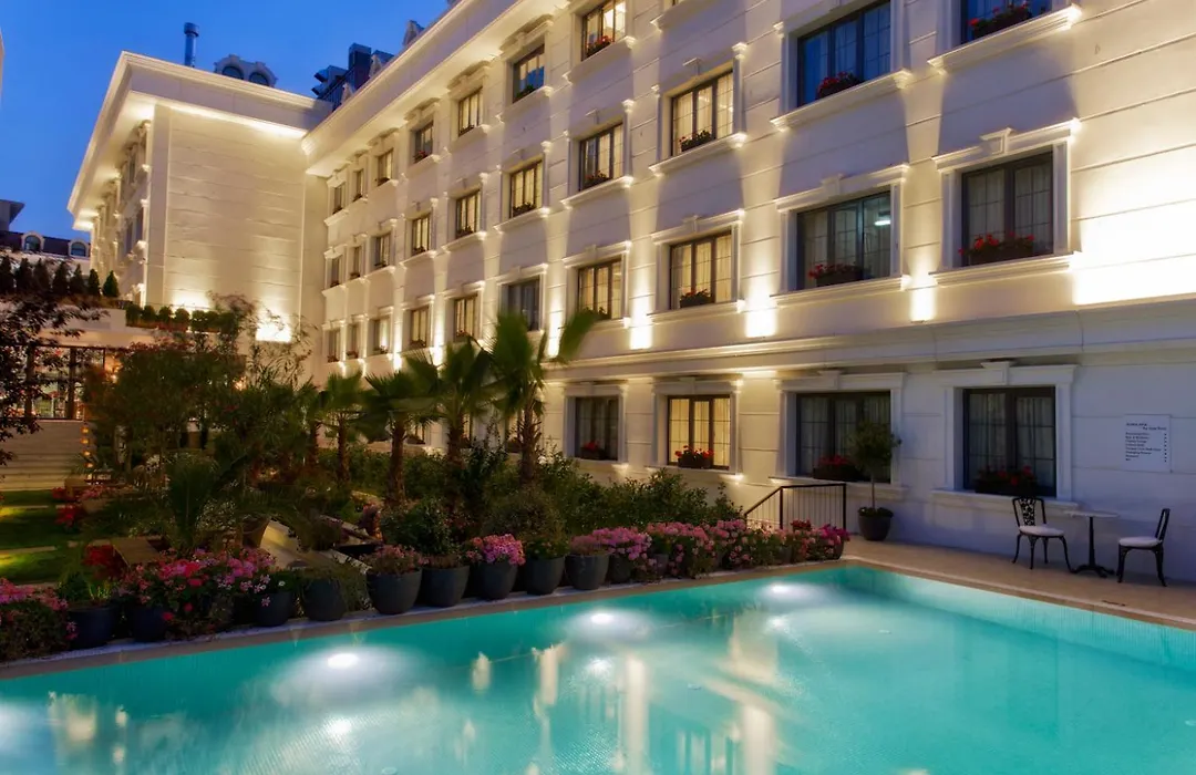 Sura Hagia Sophia Hotel-1