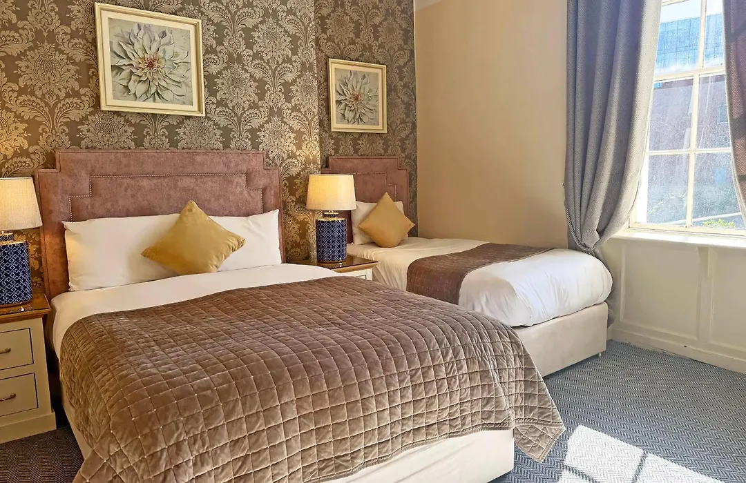 Baggot Court Townhouse-1