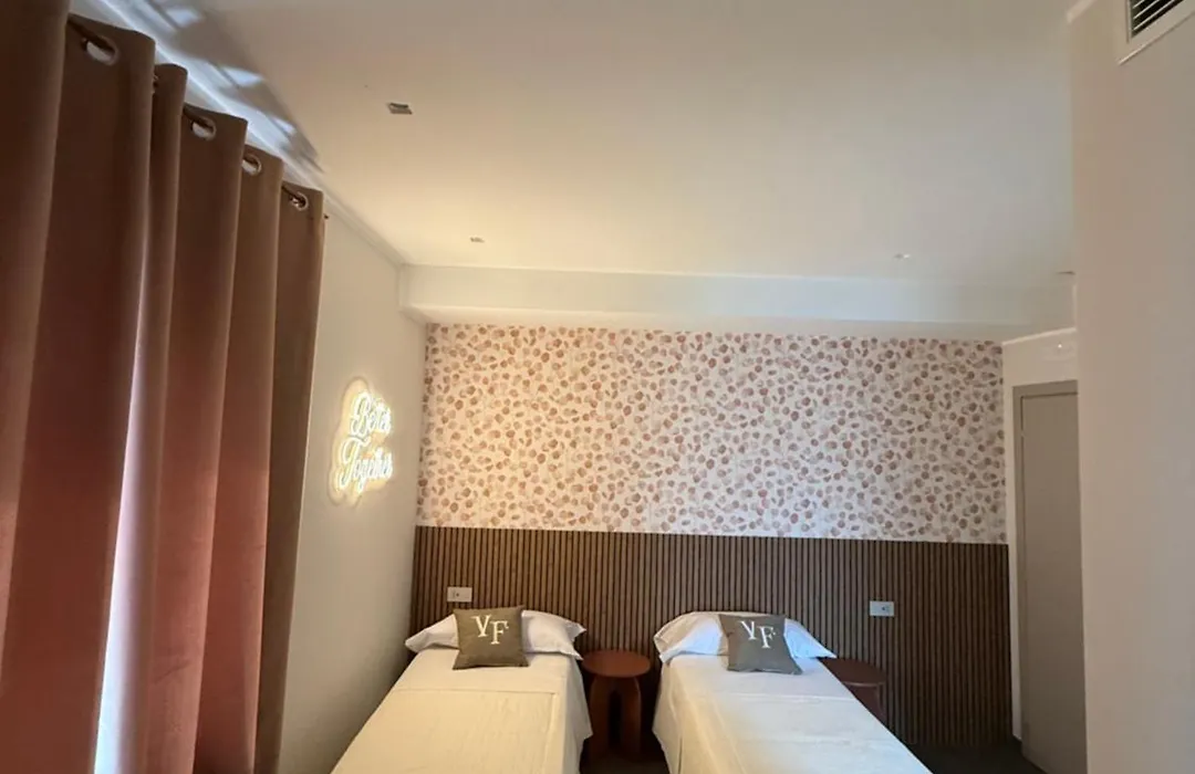 Villa Ferraioli Rooms&Apartments-1