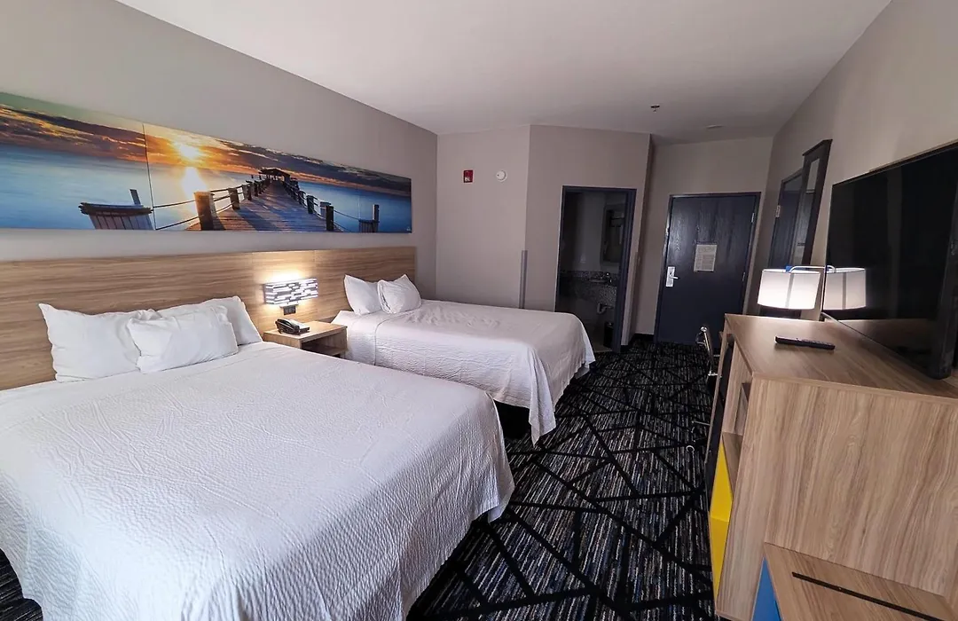 Days Inn & Suites By Wyndham Augusta Near Fort Eisenhower-1