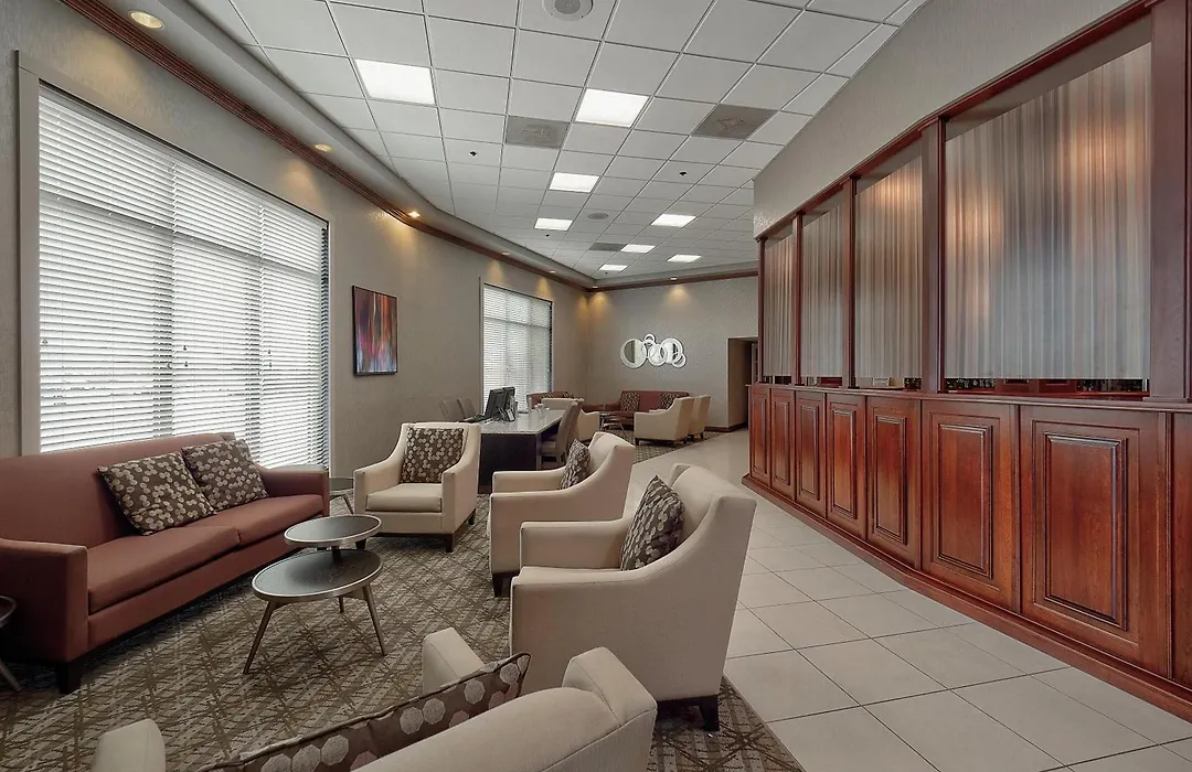 Doubletree By Hilton Bloomington-1
