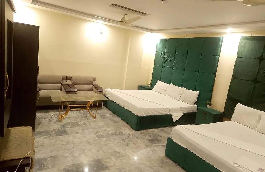 Hotel Crown Plaza, Near Karachi Airport, Darul Sehat Hospital, Dow, Agha Khan And Liaqat Hospital-1