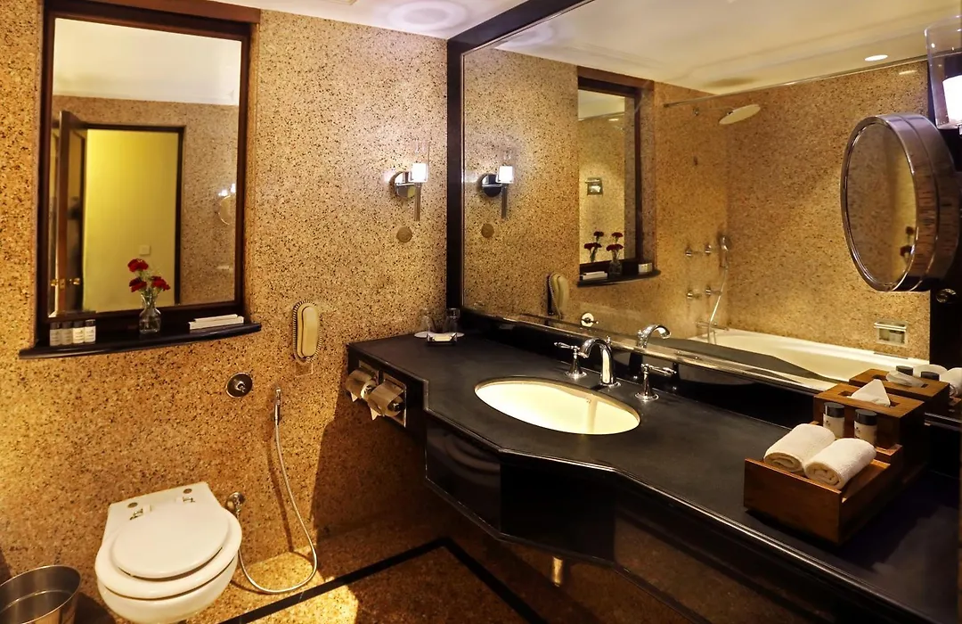 Eros Hotel New Delhi By Ihg-1