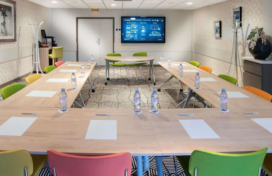 ibis Styles Clermont-Ferrand Aéroport-1