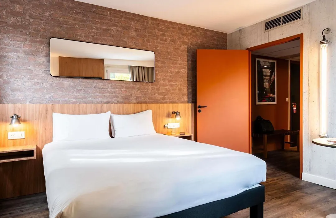 Ibis Styles Lyon Villeurbanne Parc de la Tête d'Or-1