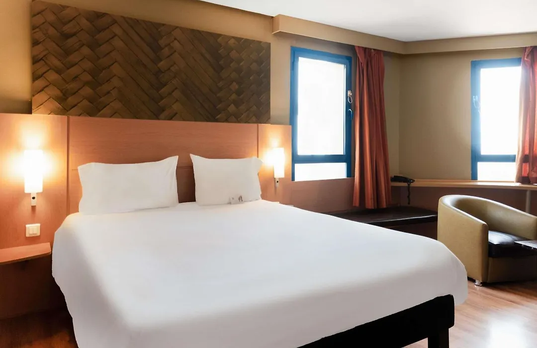 Ibis Oujda-1