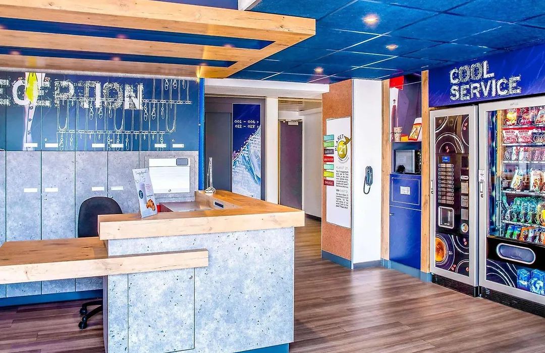 Ibis Budget Issoire-1