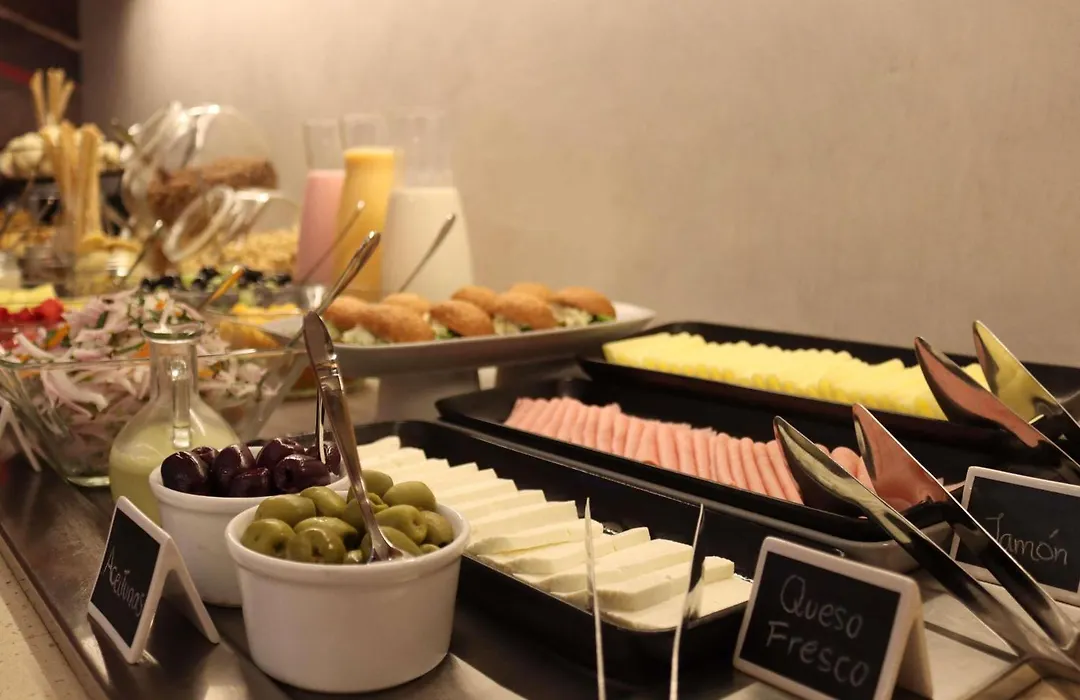 Ibis Styles Lima Benavides Miraflores-1