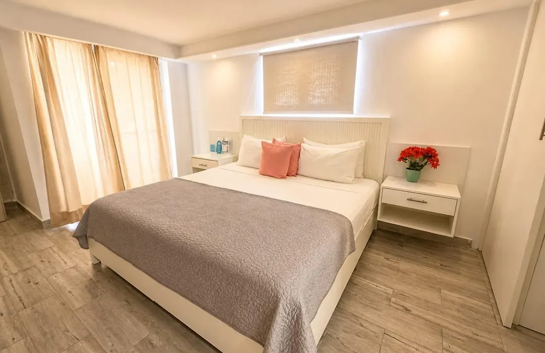 Villa Blanca Beach Club-1
