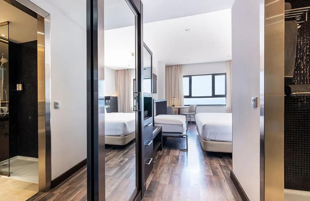 Hotel Cadiz Paseo Del Mar, Affiliated By Melia-1
