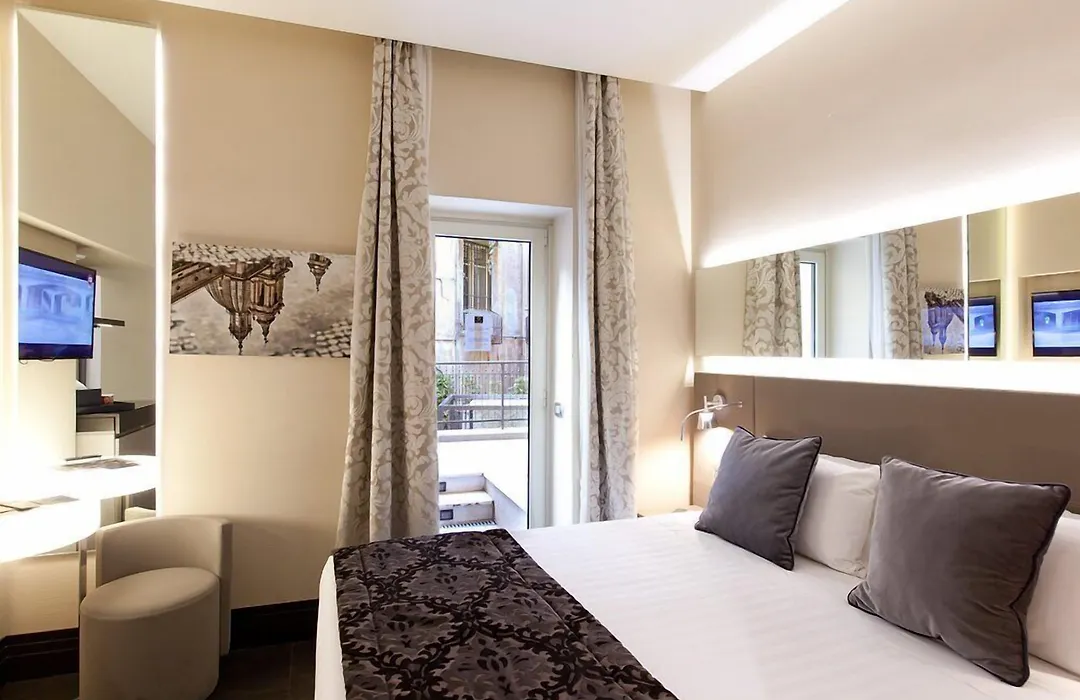 Trevi Palace Hotel-1