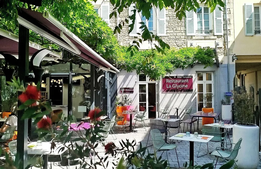 Logis Le Fontarabie-1