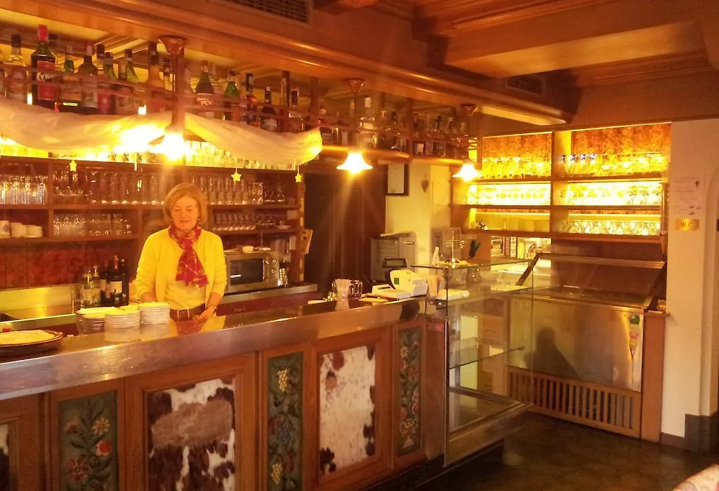 Hotel Garni Doris-1