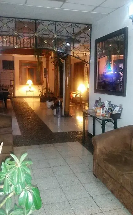 Hostal Chordeleg-1