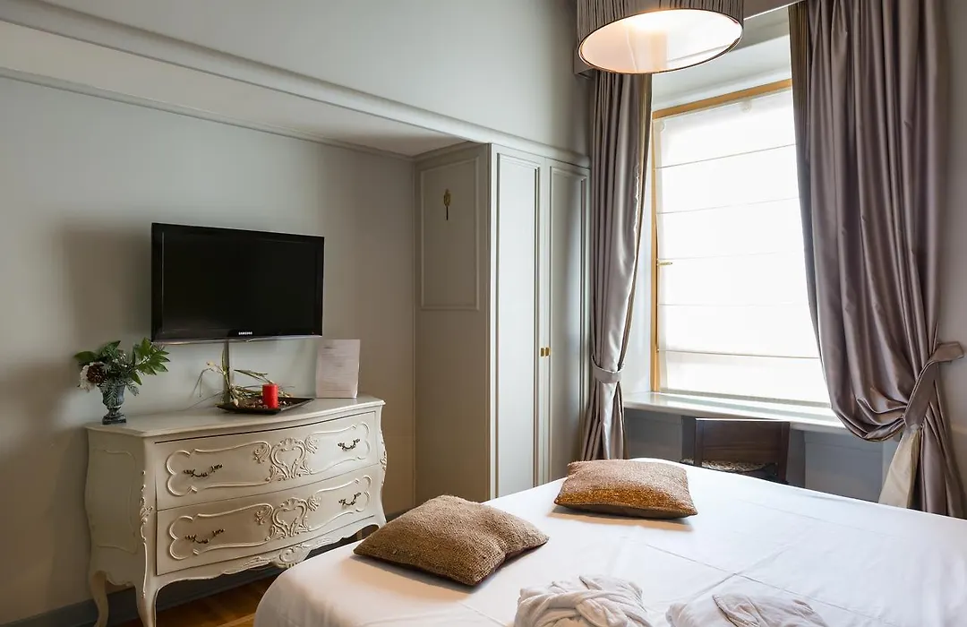 Rooms Roma - Monti-1
