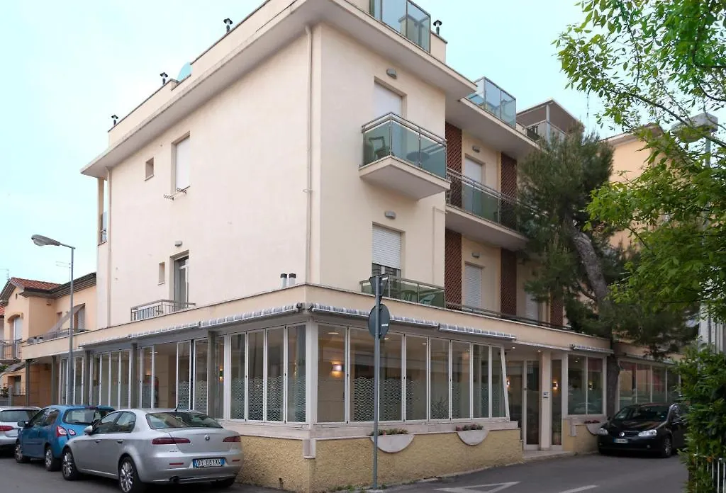 Hotel Ave-1