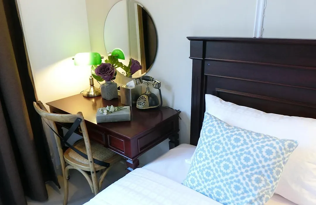 Bloom Boutique Hotel&Cafe-1